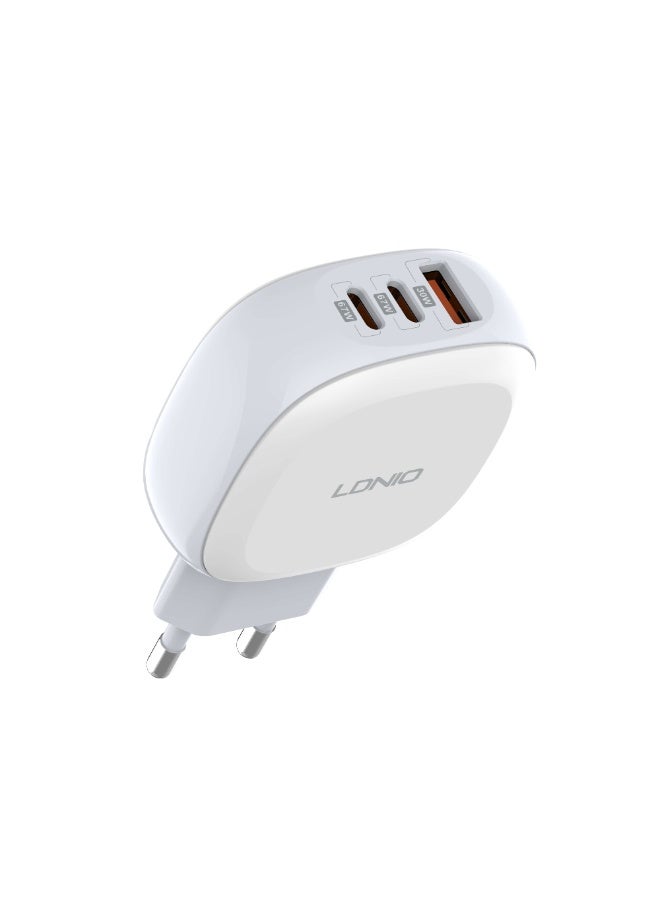 لدنيو شاحن Q3611 فائق السرعة بقوة 67 واط مزود بثلاثة منافذ (PD + QC 3.0)، يوفر طاقة عالية للهواتف الذكية والأجهزة اللوحية وأجهزة الكمبيوتر المحمولة، تصميم رأسي قابل للدوران 180 درجة، غلاف متين مقاوم للحريق، محطة طاقة صغيرة الحجم وجاهزة للسفر - Image 3